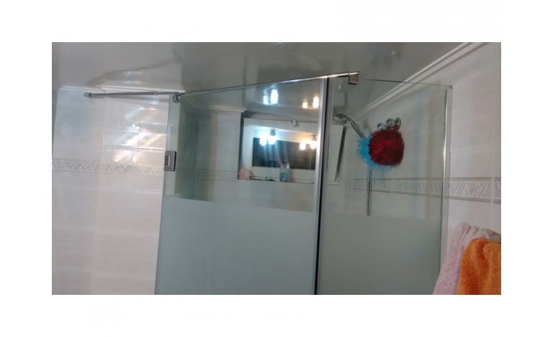 ΓΥΑΛΙΝΕΣ ΝΤΟΥΖΙΕΡΕΣ ΜΠΑΝΙΟΥ 27 ΓΥΑΛΙΝΕΣ ΝΤΟΥΖΙΕΡΕΣ ΜΠΑΝΙΟΥ