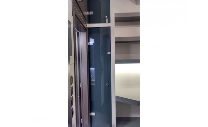 ΠΟΡΤΕΣ 15 ΠΟΡΤΕΣ
